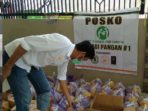 Berbagi Pangan, Masika ICMI Sasar Warga yang “Terpukul” karena Pandemi