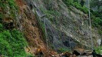 Longsor di Jembatan Layang Pattunuang, Jalan Poros Maros-Bone Ditutup