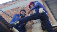 Ada yang Meronta di Atap Rumah Warga Pettuadae, Ternyata Biawak 1 Meter