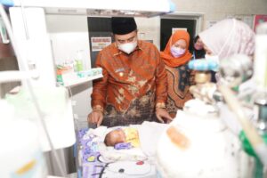 Bupati Tanggung Biaya Perawatan Bayi yang Dibuang di Rumah Kosong, 24 Orang Ajukan Adopsi