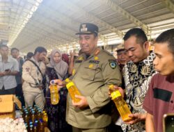 Sidak Pasar, Chaidir Temukan Semua Kios Jual Minyak Goreng Subsidi di Atas HET