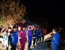 Kebakaran Kios di Bantimurung, Damkar Maros Andalkan Armada Tua