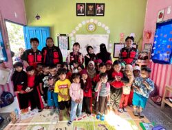 Mahasiswa KKN-T Edukasi Pentingnya Konsumsi Susu Sejak Dini di Bontomatinggi