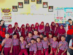 Mahasiswa KKN Unhas Ajak Siswa SDN 48 Bontokapetta Bijak Kelola Uang Jajan
