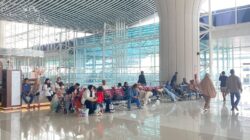Asap Tebal, 7 Penerbangan Bandara Sultan Hasanuddin Batal, 1.070 Penumpang “Gigit Jari”